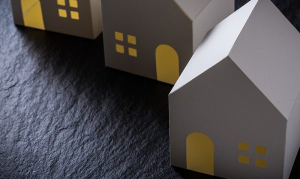 夜逃げした人の荷物を処分する2つの方法とは