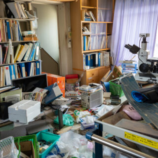お金がないけどゴミ屋敷を片付けたい!方法やおすすめ業者をご紹介