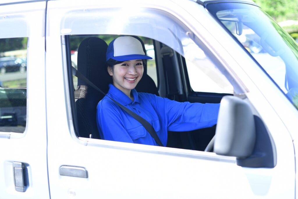 しつこくないゴミ屋敷片付け業者を探すなら「不用品回収受付センター」へ！