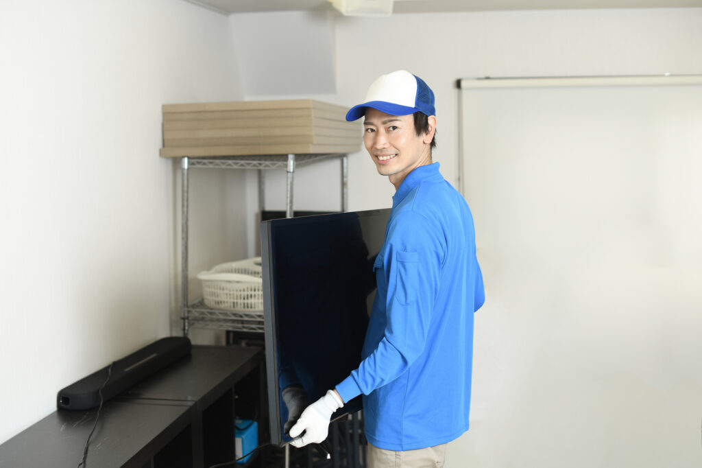 テレビの処分は不用品回収受付センターへ！
