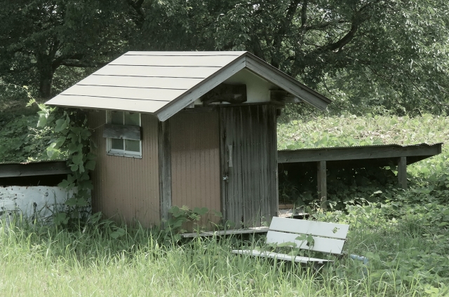 物置、納屋の片付け方法を解説！作業のコツや安全に作業する注意点も紹介！