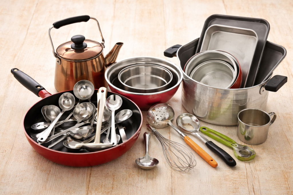 鉄くずの処分方法3選！費用相場や分別の判断基準、買取価格の目安も解説